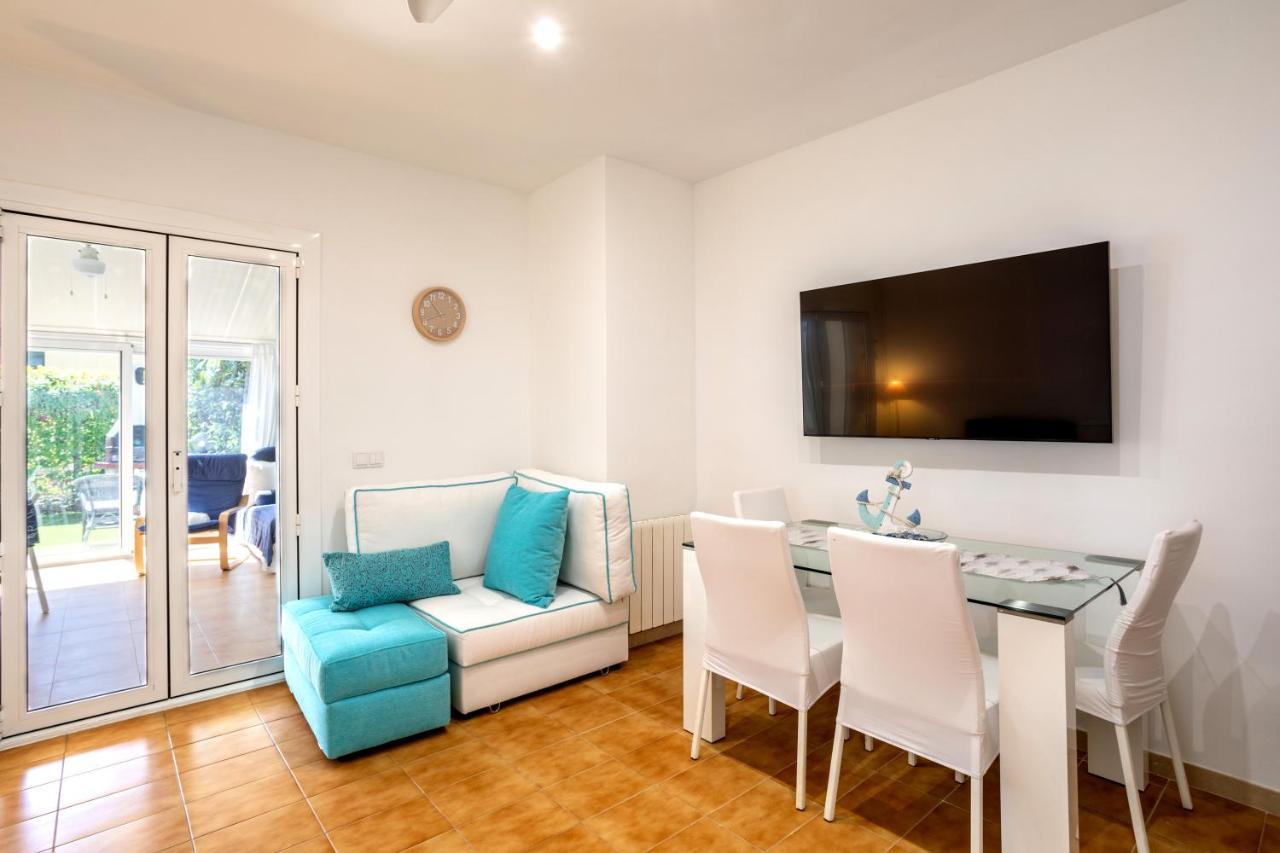 Bonita Casa Adosada Con Jardin Privado Y Piscina Comunitaria Калея де Парафругел Екстериор снимка